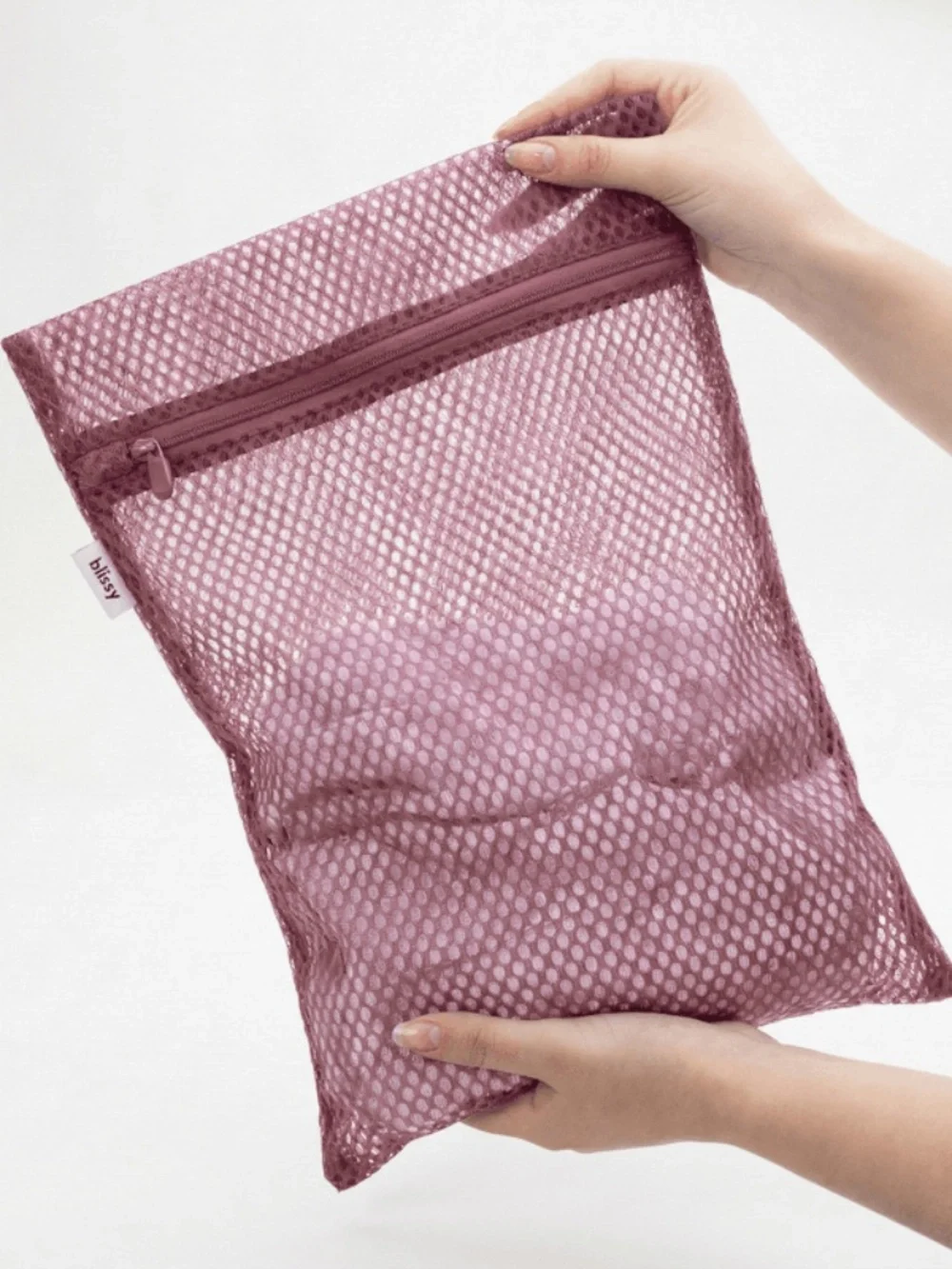 Blissy 3-Piece Mauve Garment & Accessory Storage Set/Wash Bags $19